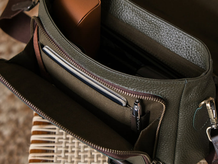 Corte Cross Body - Moss Green