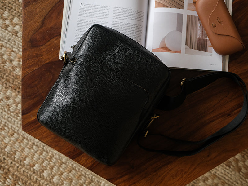 Caravan - Cross Body Sling / Black