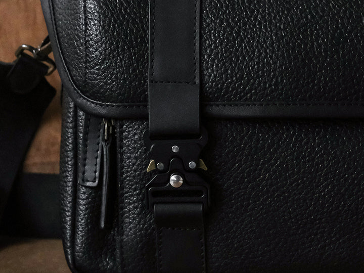 Corte Cross Body - Black