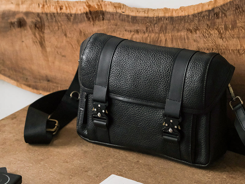 Corte Cross Body - Black