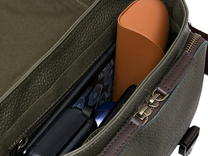 Corte Cross Body - Moss Green