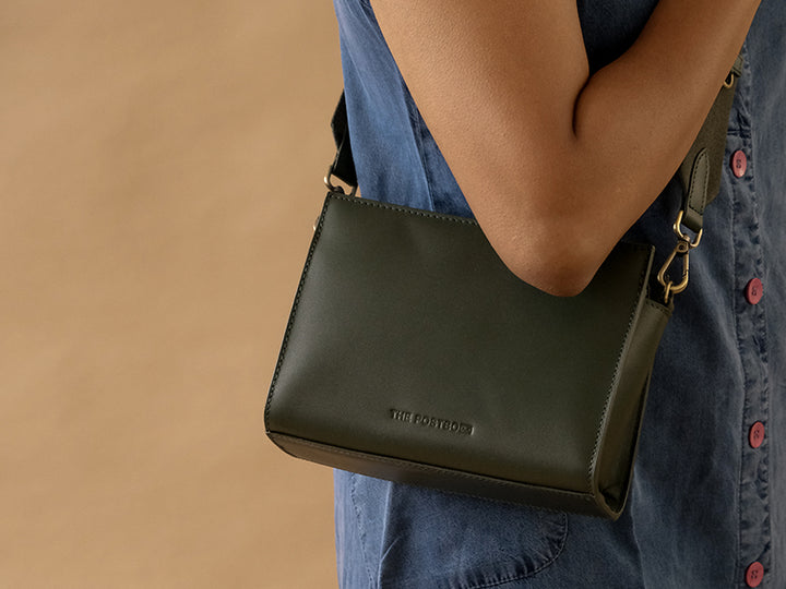 Vera Compact Sling / Emerald Green