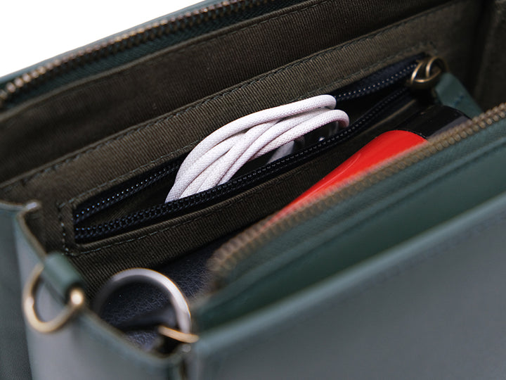 Vera Compact Sling / Emerald Green