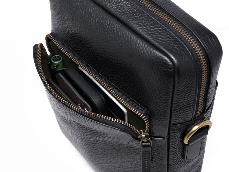 Caravan - Cross Body Sling / Black