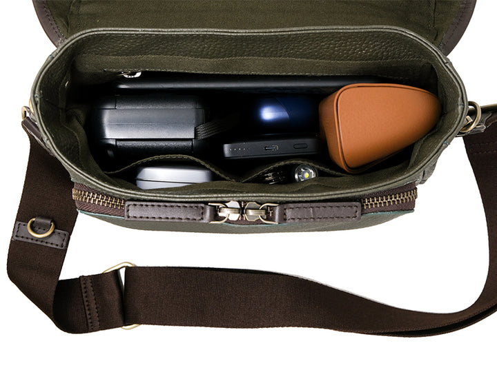 Corte Cross Body - Moss Green