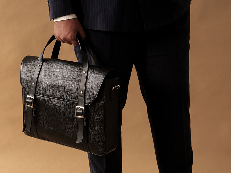 Covent Messenger - Black