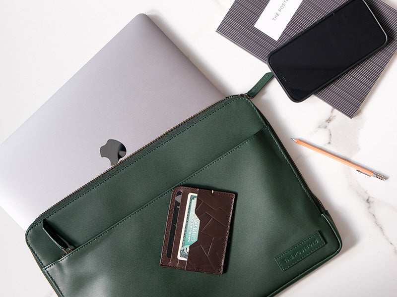 Eden Laptop sleeve Emerald Green – The Postbox - Main Image