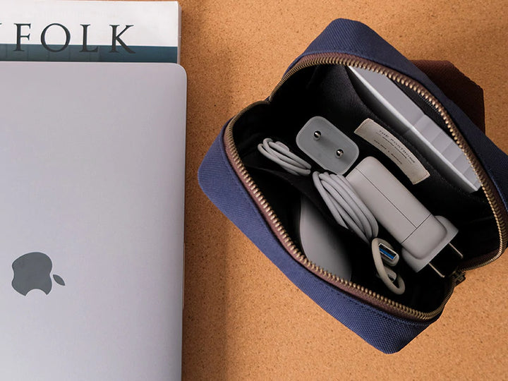 Dean Messenger - Laptop Workbag + Mavi Tech Kit (Oxford Blue)