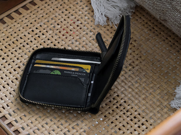 Casa Zipper wallet / Black